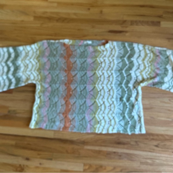 NWOT easel sweater - Picture 11 of 11
